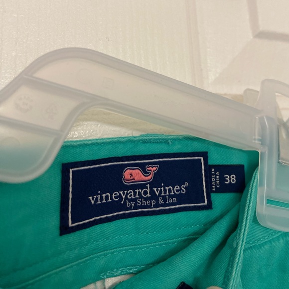 Turquoise Vineyard Vines Shorts - Size 38 - Picture 4 of 4